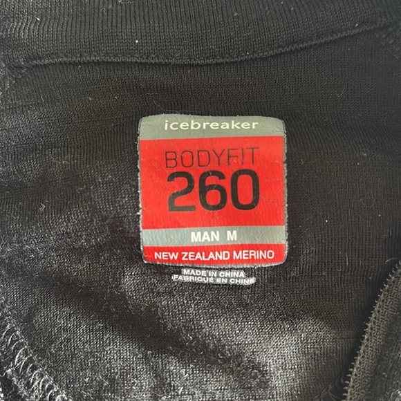 Icebreaker men’s 1/4 zip medium black 100% merino wool - Picture 2 of 8